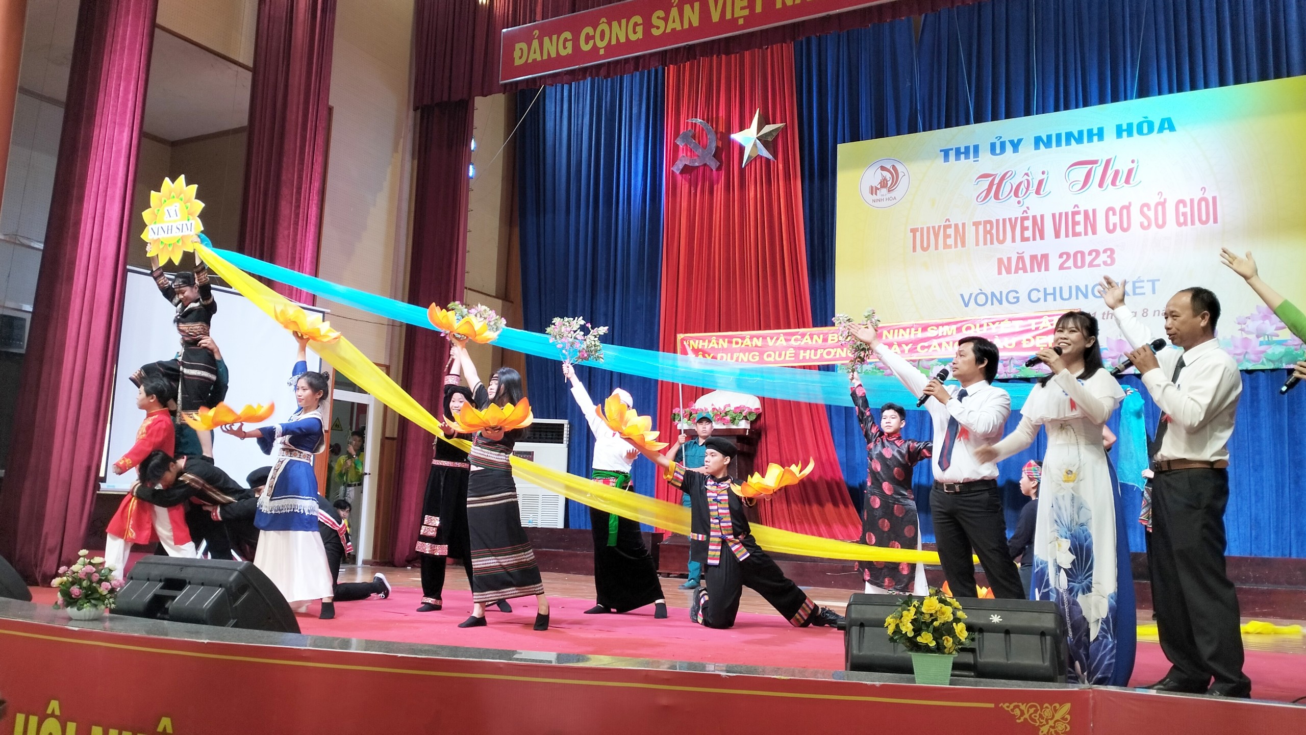 Thị ủy Ninh Hòa: Tổ chức Chung kết và trao giải Hội thi Tuyên truyền viên cơ sở giỏi năm 2023